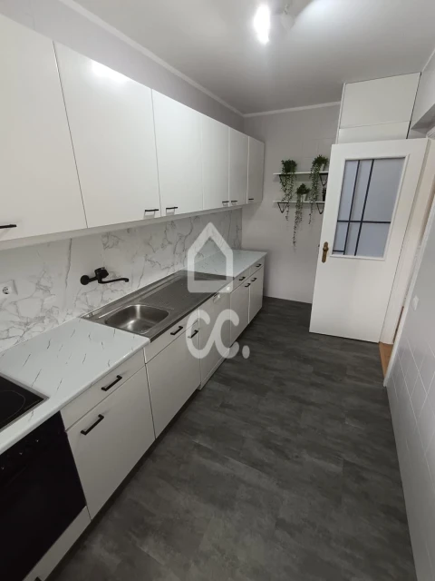 Apartamento T2 para Venda em Matosinhos e Leça da Palmeira