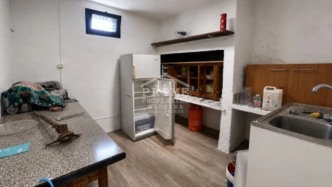 Moradia T2 para Venda em Ribeira Brava