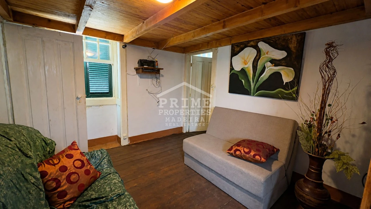 Moradia T2 para Venda em Ribeira Brava Foto 5