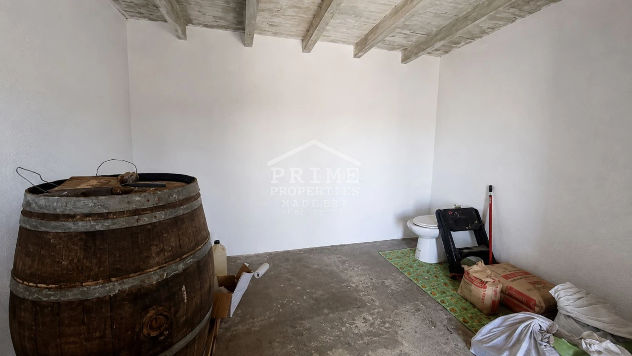 Moradia T2 para Venda em Ribeira Brava Foto 12