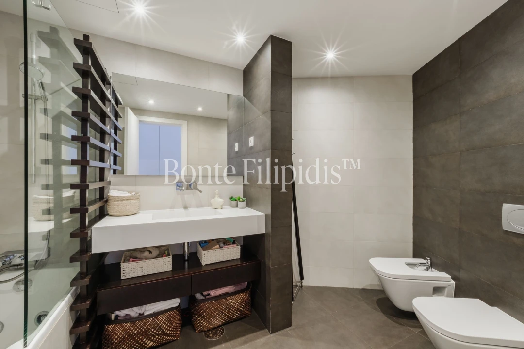 Apartamento T4 para Venda em Parque das Nações Foto 29