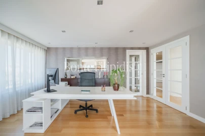 Apartamento T4 para Venda em Parque das Nações