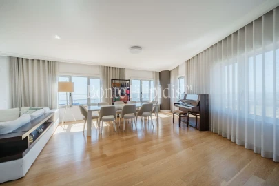 Apartamento T4 para Venda em Parque das Nações