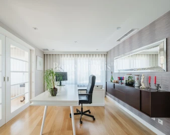 Apartamento T4 para Venda em Parque das Nações