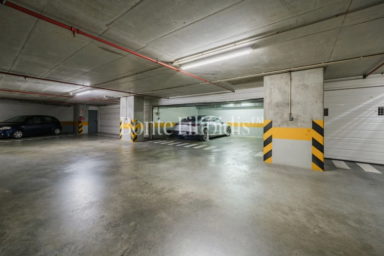 Apartamento T4 para Venda em Parque das Nações Foto 35