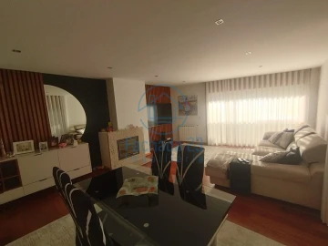 Apartamento T2 para Venda em Madalena