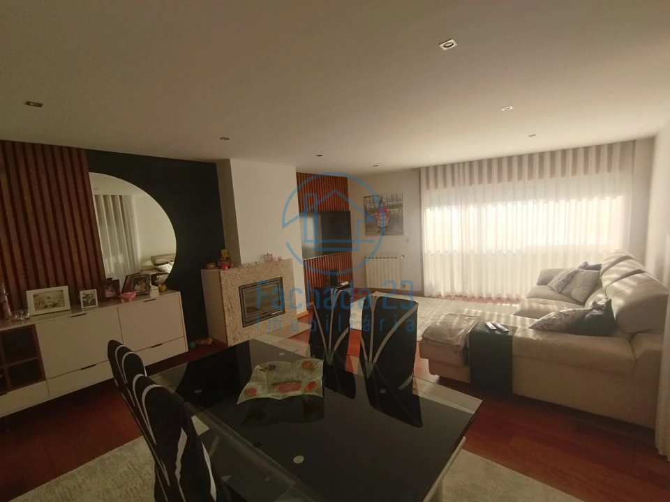 Apartamento T2 para Venda em Madalena Foto 33