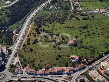 Terreno para Venda em Lagos (São Sebastião e Santa Maria)