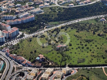 Terreno para Venda em Lagos (São Sebastião e Santa Maria)
