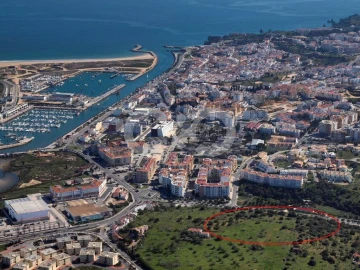 Terreno para Venda em Lagos (São Sebastião e Santa Maria)
