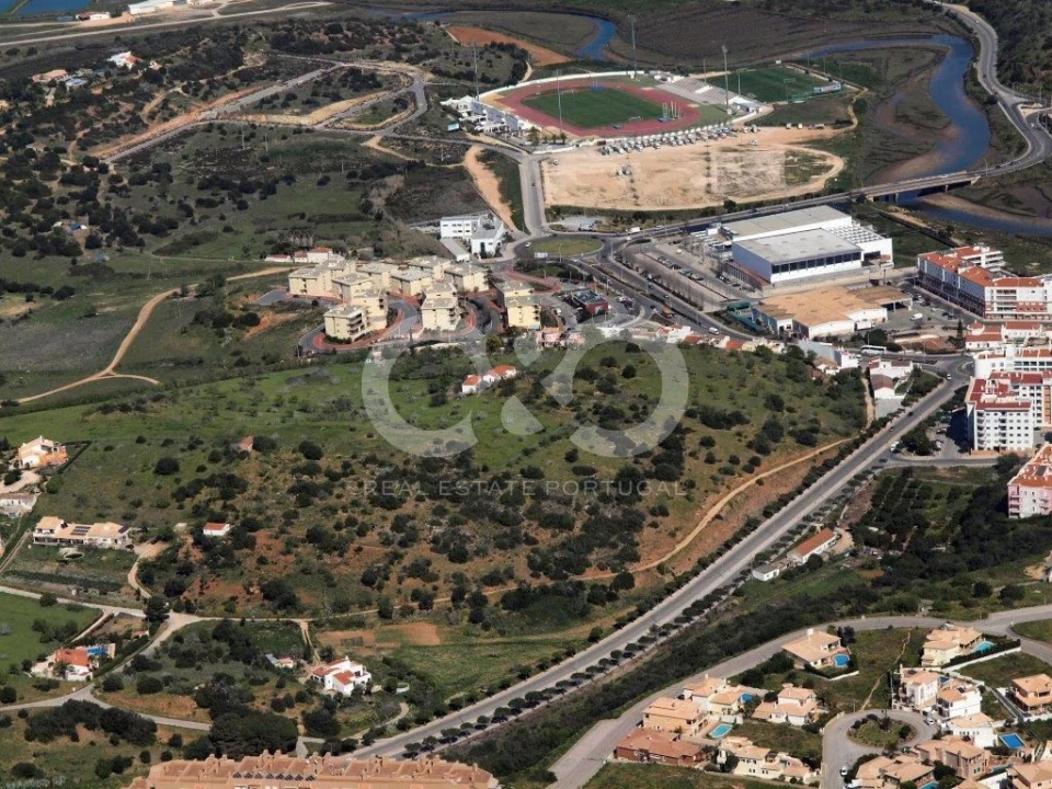 Terreno para Venda em Lagos (São Sebastião e Santa Maria) Foto 2