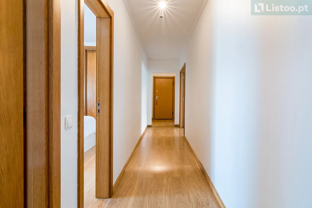 Apartamento T3 para Venda em São Domingos de Rana Foto 13