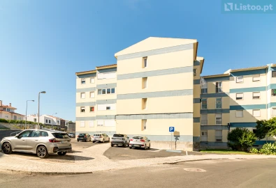 Apartamento T3 para Venda em São Domingos de Rana
