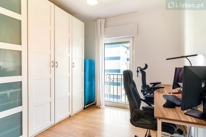 Apartamento T3 para Venda em São Domingos de Rana