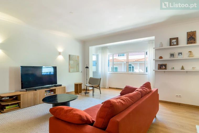 Apartamento T3 para Venda em São Domingos de Rana Foto 4