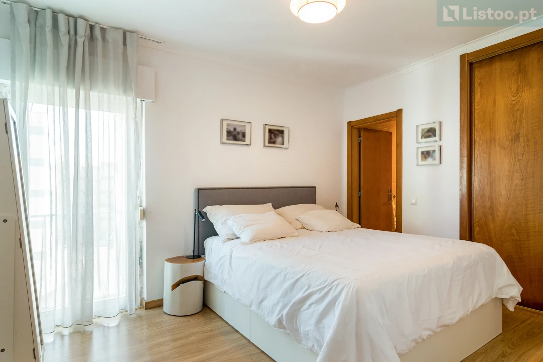 Apartamento T3 para Venda em São Domingos de Rana Foto 14