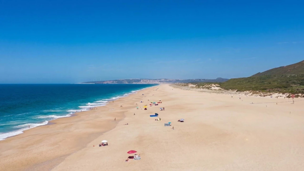 Moradia T3 para Venda em Nazare Foto 16