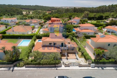 Moradia T4 para Venda em Amoreira