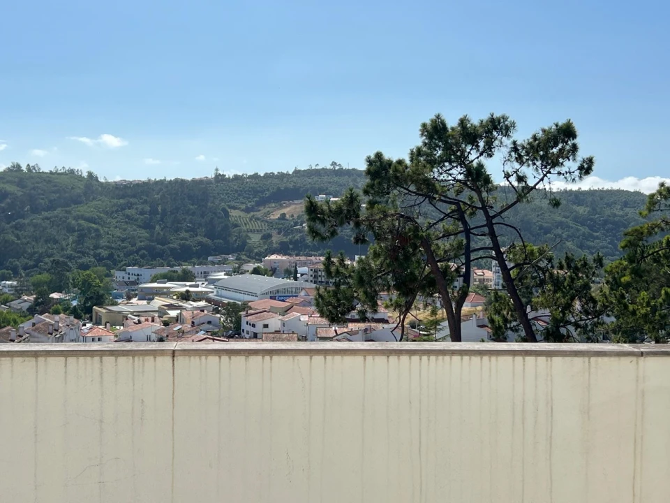Apartamento T4 para Venda em Alcobaça e Vestiaria Foto 29