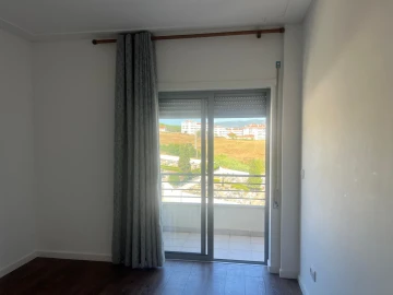 Apartamento T4 para Venda em Alcobaça e Vestiaria