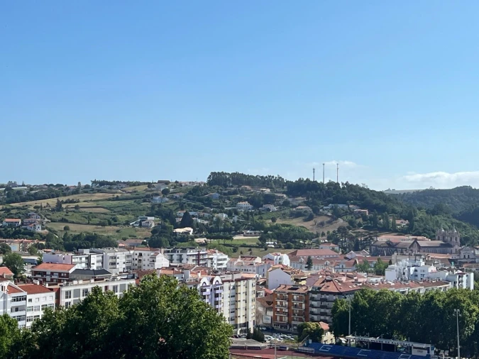 Apartamento T4 para Venda em Alcobaça e Vestiaria Foto 11