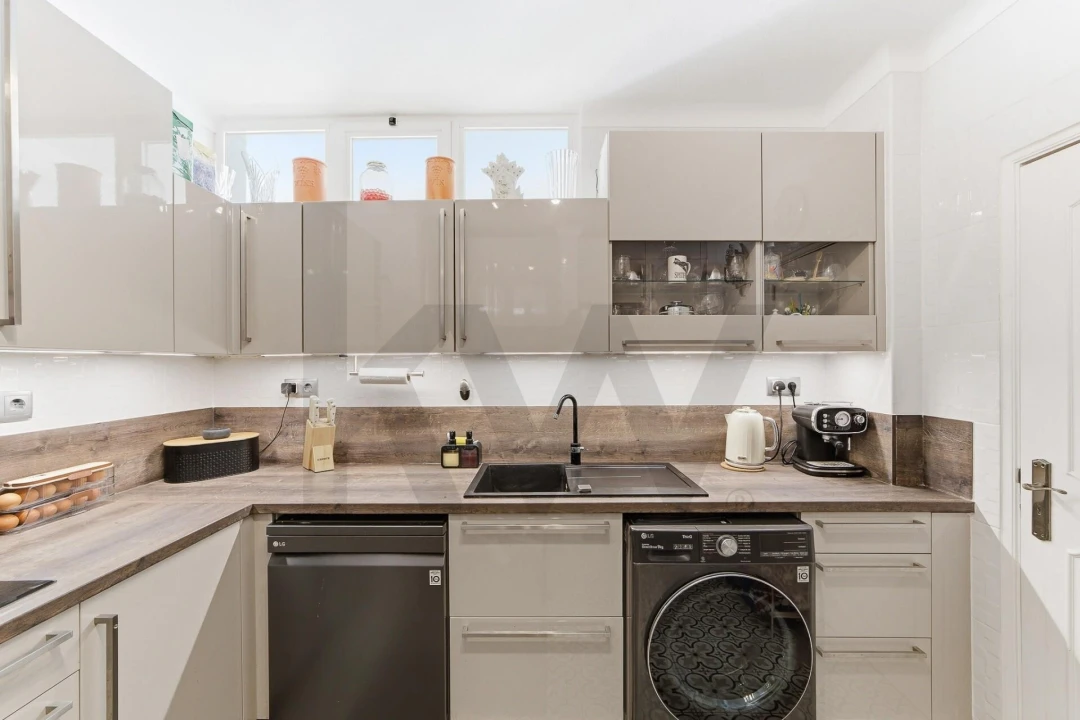 Apartamento T2 para Venda em Portimão Foto 30