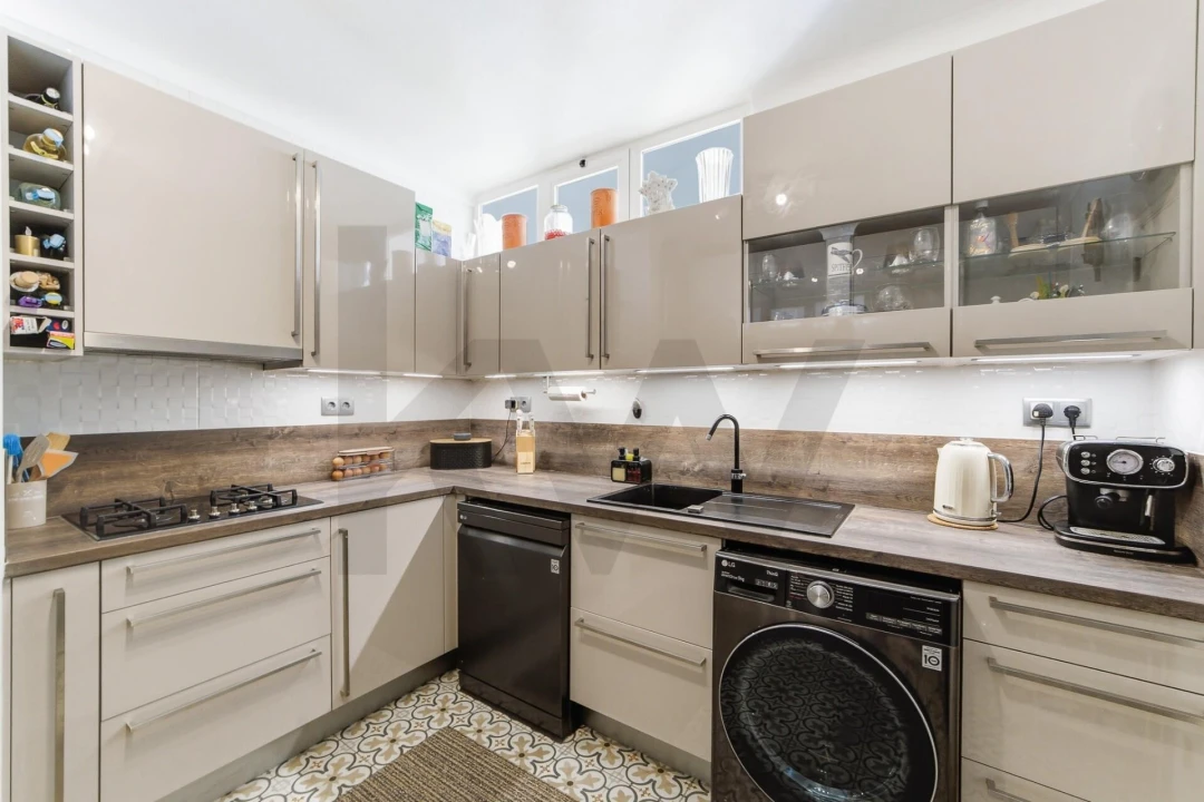 Apartamento T2 para Venda em Portimão Foto 7