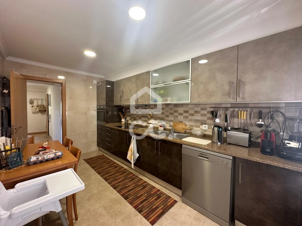 Apartamento T3 para Venda em Sesimbra (Santiago) Foto 8