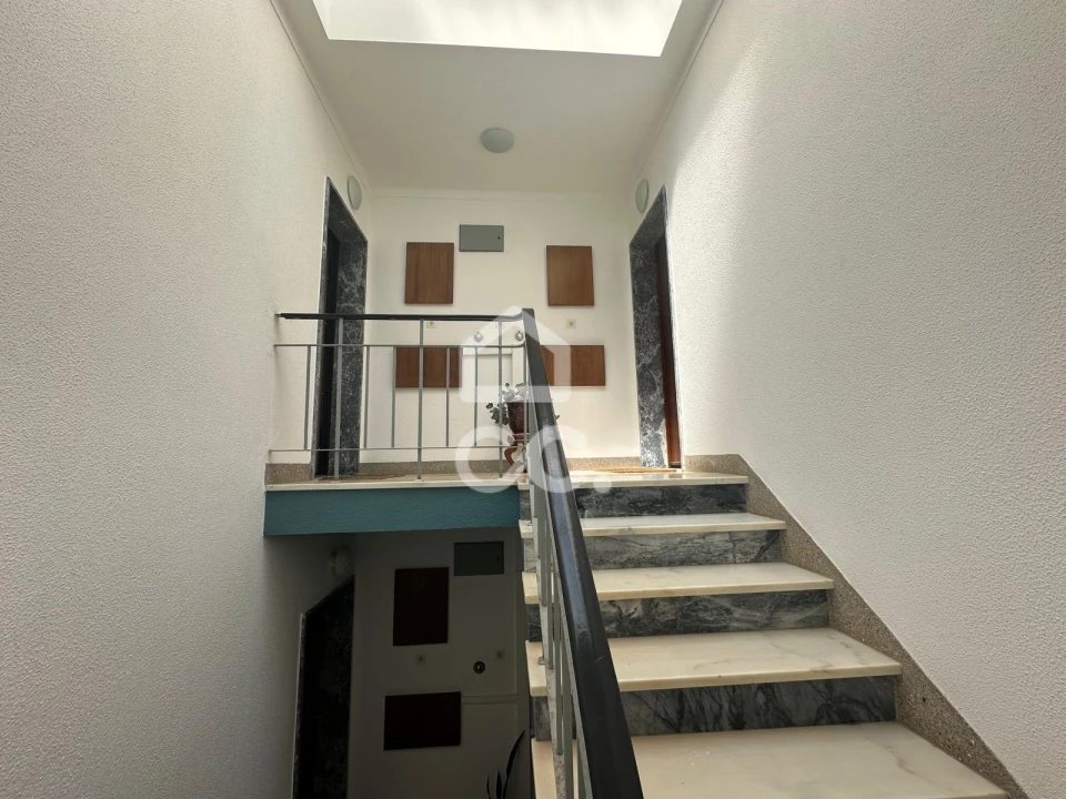 Apartamento T3 para Venda em Sesimbra (Santiago) Foto 24