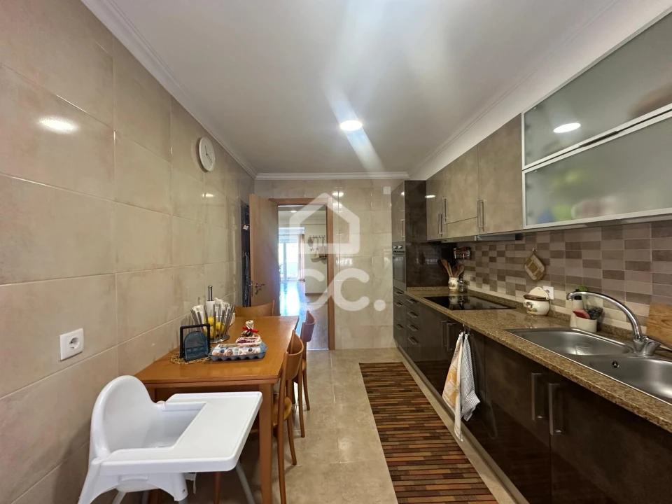 Apartamento T3 para Venda em Sesimbra (Santiago) Foto 9
