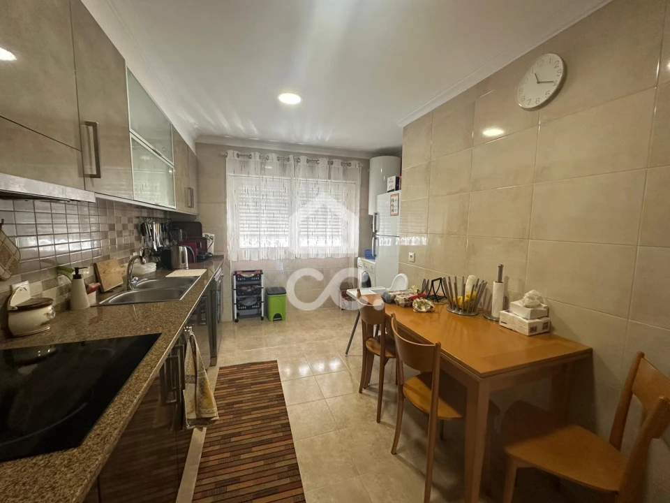 Apartamento T3 para Venda em Sesimbra (Santiago) Foto 7