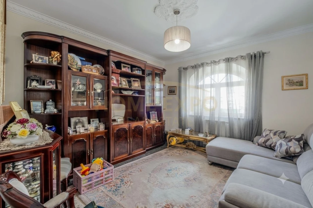 Moradia T5 para Venda em Santa Maria, São Pedro e Matacães Foto 5