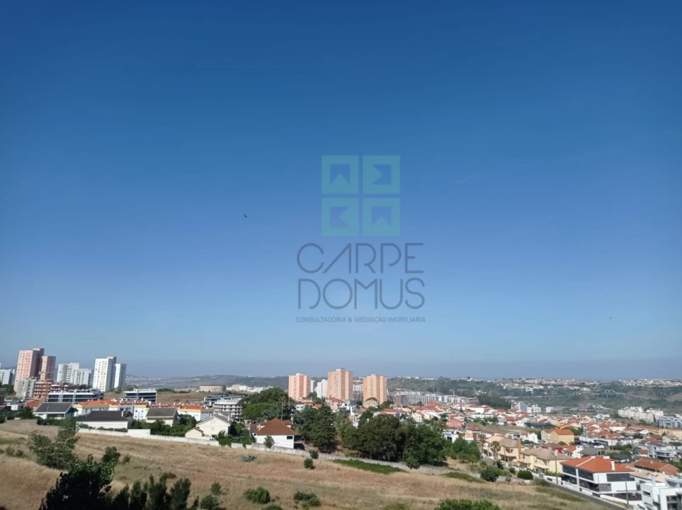 Apartamento T2 para Venda em Ramada e Caneças Foto 1