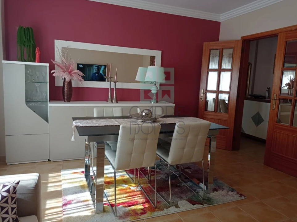 Apartamento T2 para Venda em Ramada e Caneças Foto 6
