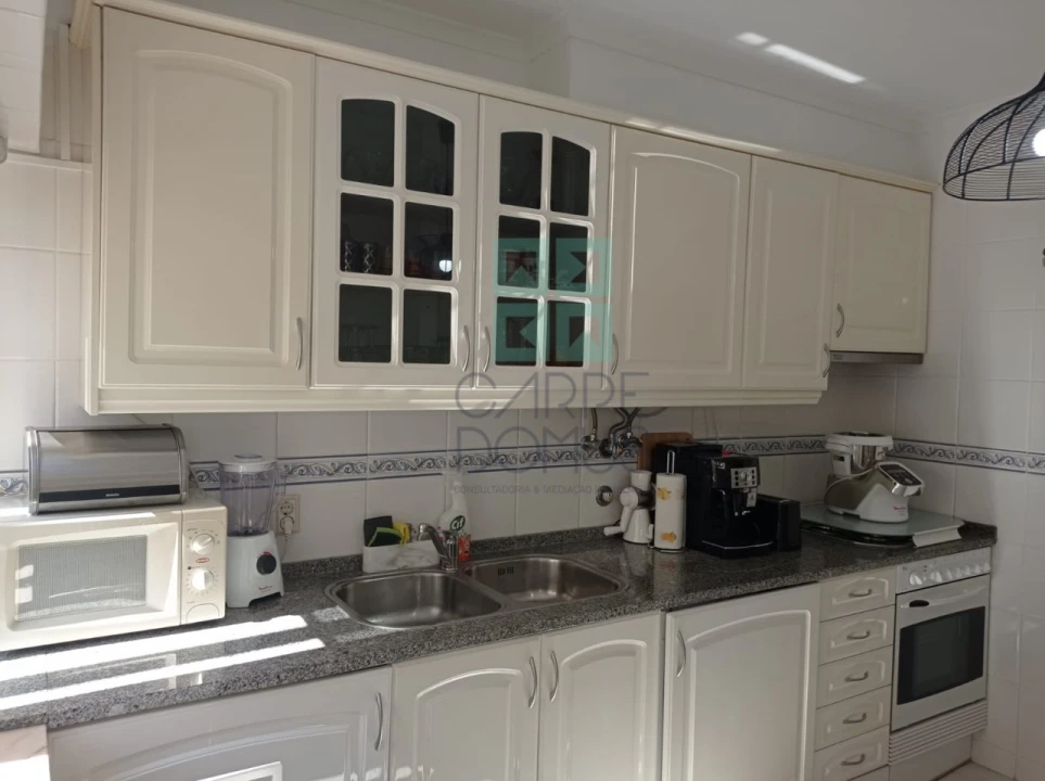 Apartamento T2 para Venda em Ramada e Caneças Foto 10