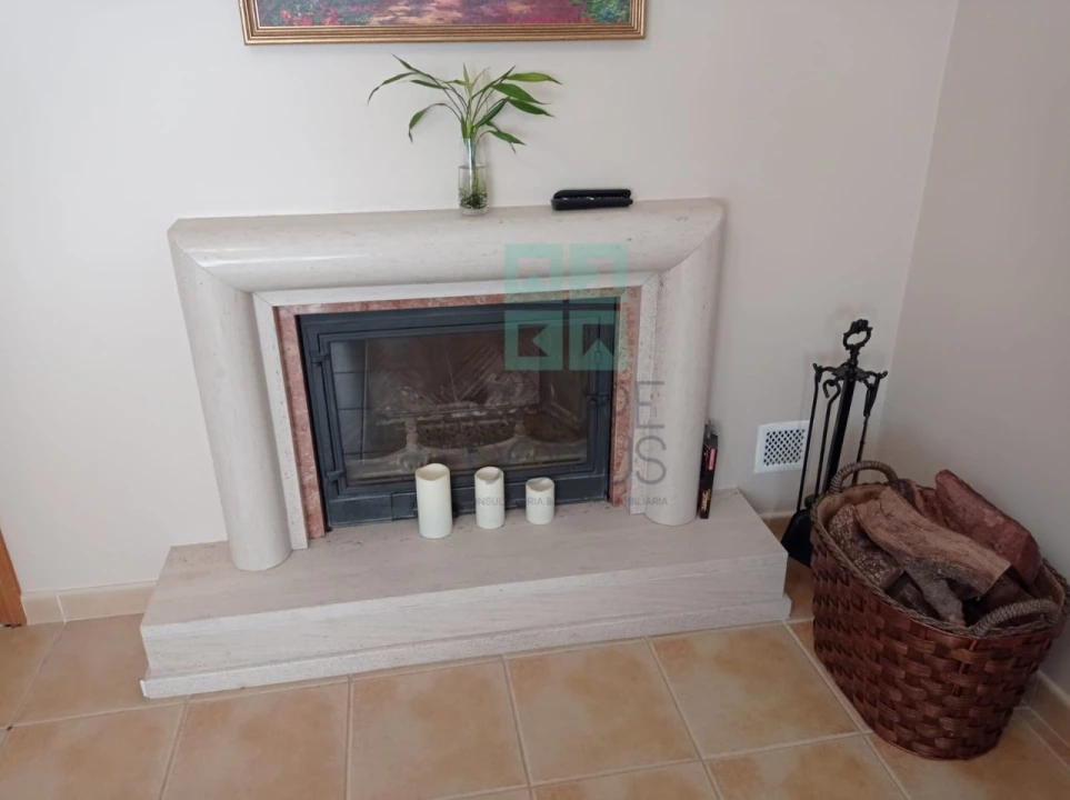 Apartamento T2 para Venda em Ramada e Caneças Foto 5