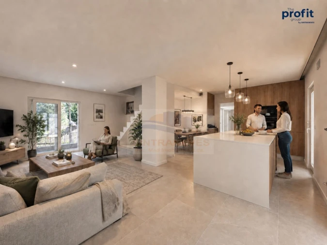 Moradia T4 para Venda em Santa Maria, São Pedro e Matacães Foto 2