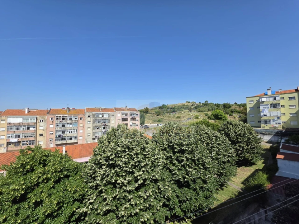 Apartamento T2 para Venda em Mina de Água Foto 1
