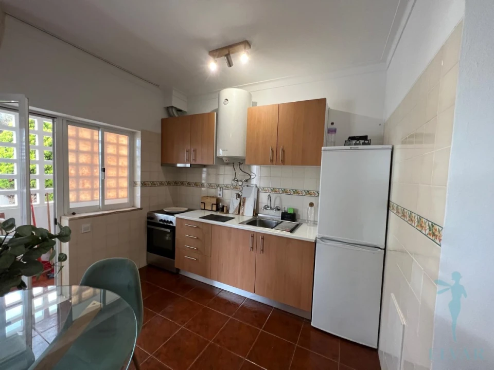 Apartamento T1 para Venda em Portimão Foto 16