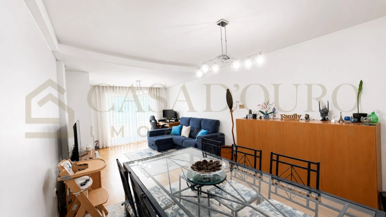 Apartamento T2 para Venda em Grijó e Sermonde Foto 2