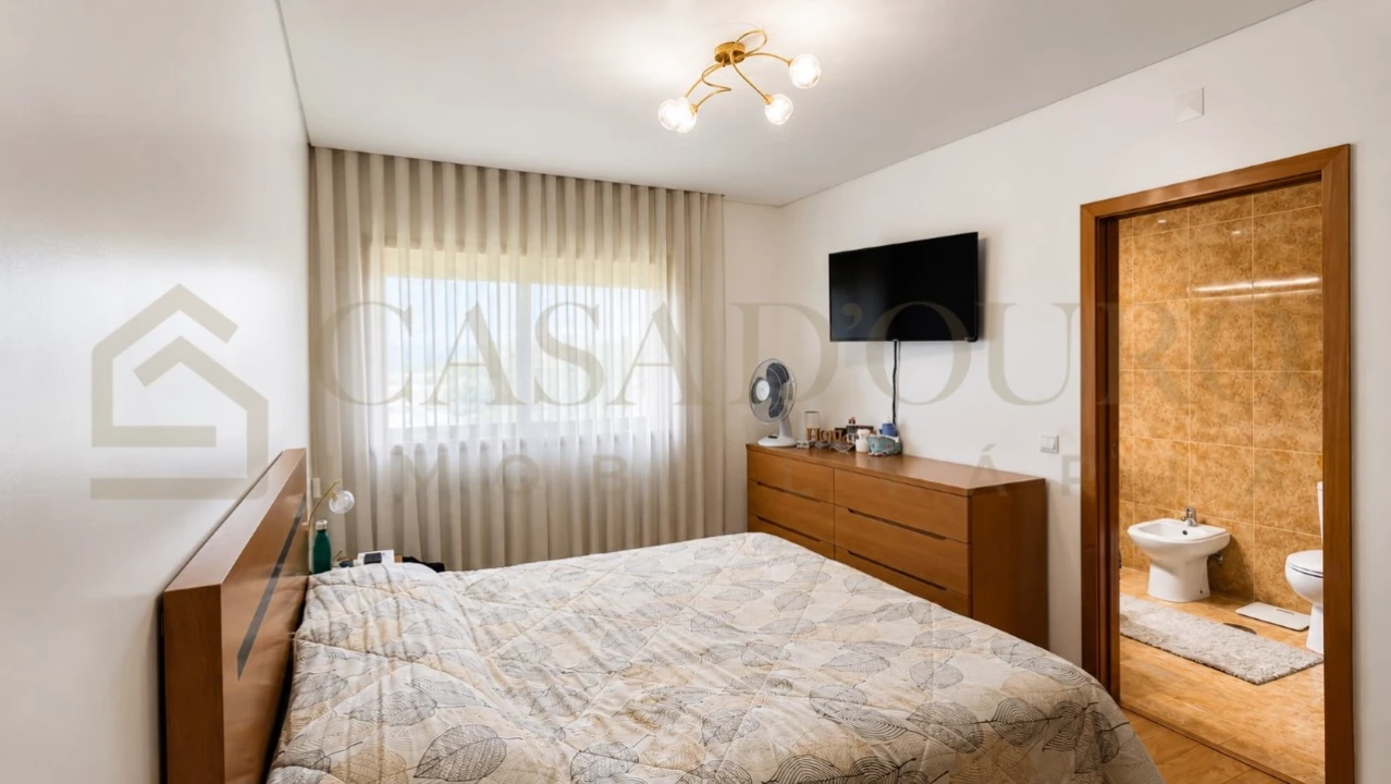 Apartamento T2 para Venda em Grijó e Sermonde Foto 9