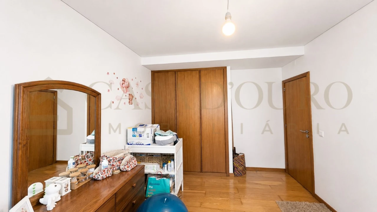Apartamento T2 para Venda em Grijó e Sermonde Foto 11