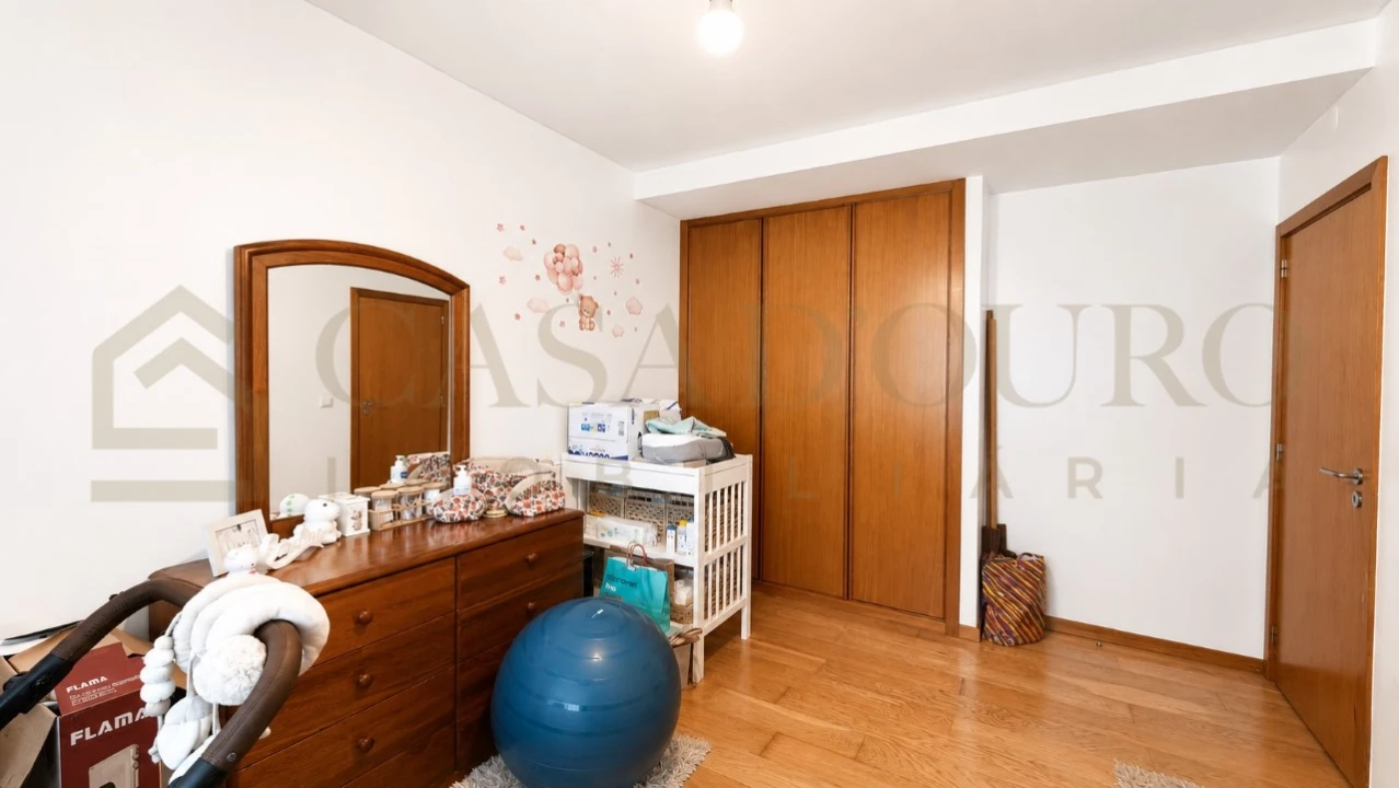 Apartamento T2 para Venda em Grijó e Sermonde Foto 12