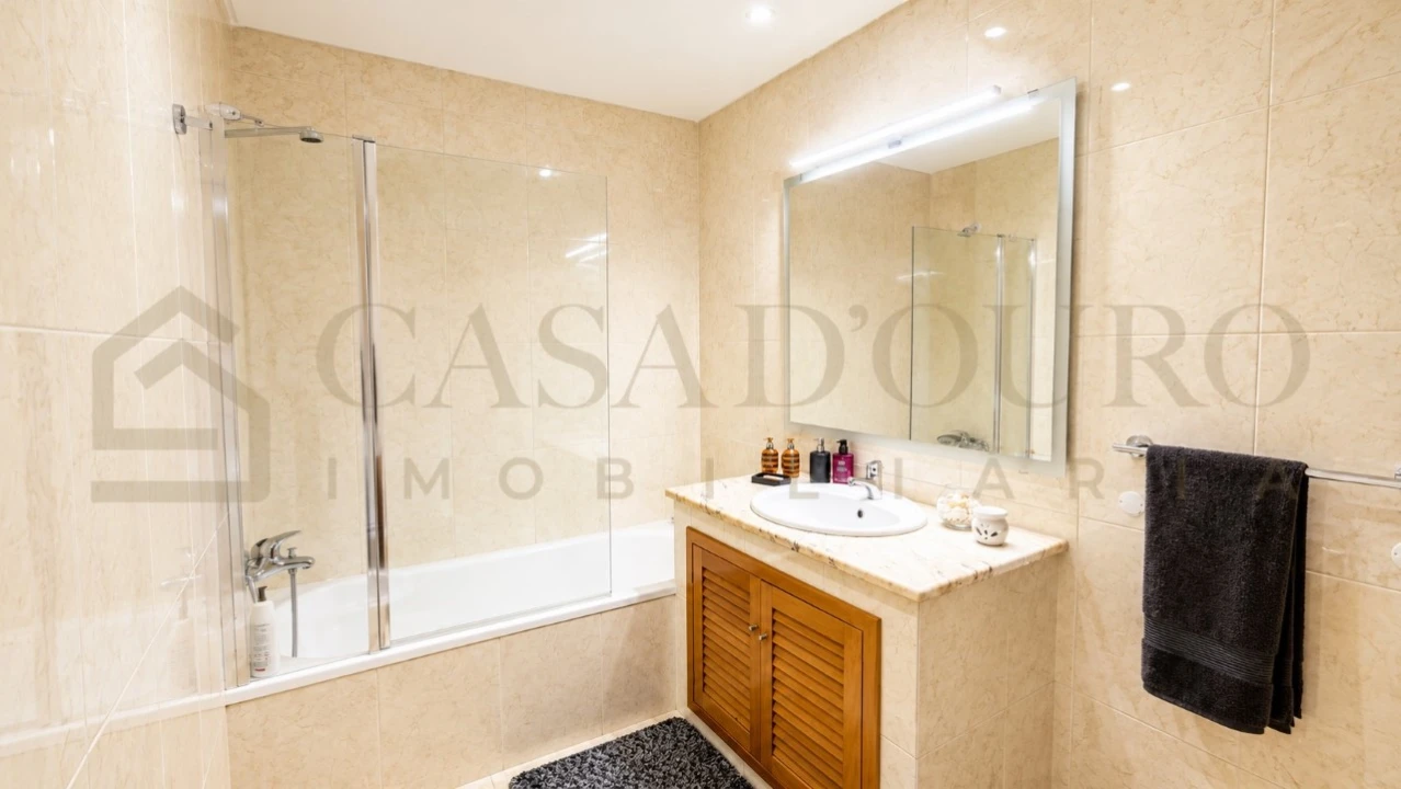 Apartamento T2 para Venda em Grijó e Sermonde Foto 16