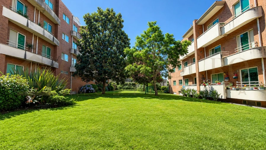 Apartamento T2 para Venda em Grijó e Sermonde Foto 23