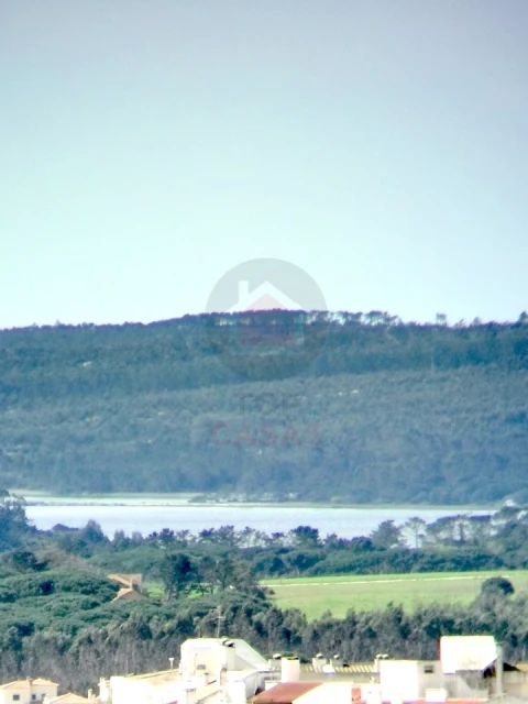Moradia T6 para Venda em Nossa Senhora do Pópulo, Coto e São Gregório