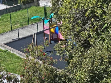 Moradia T6 para Venda em Nossa Senhora do Pópulo, Coto e São Gregório