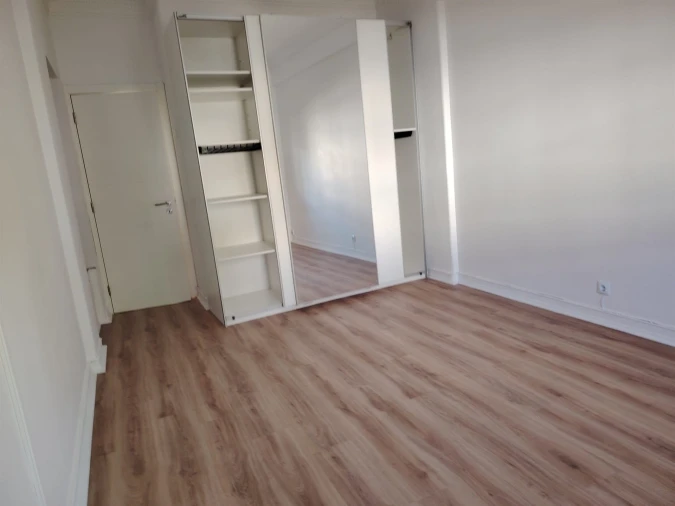 Apartamento T3 para Venda em Venteira Foto 5