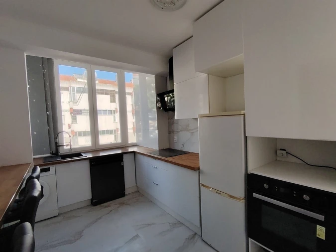 Apartamento T3 para Venda em Venteira Foto 23