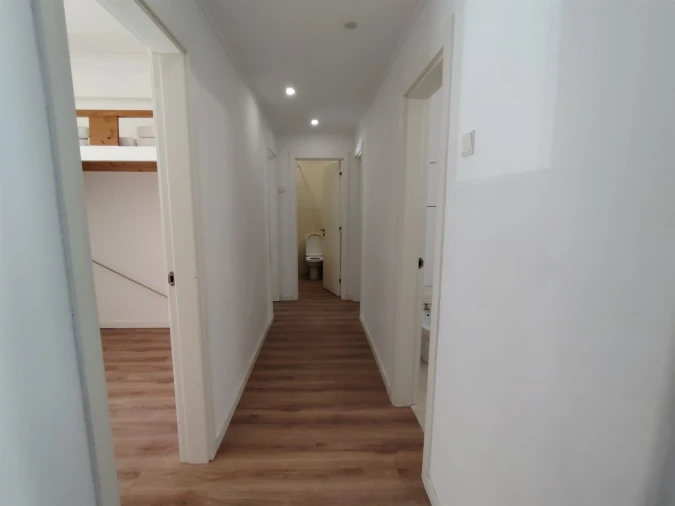 Apartamento T3 para Venda em Venteira Foto 25